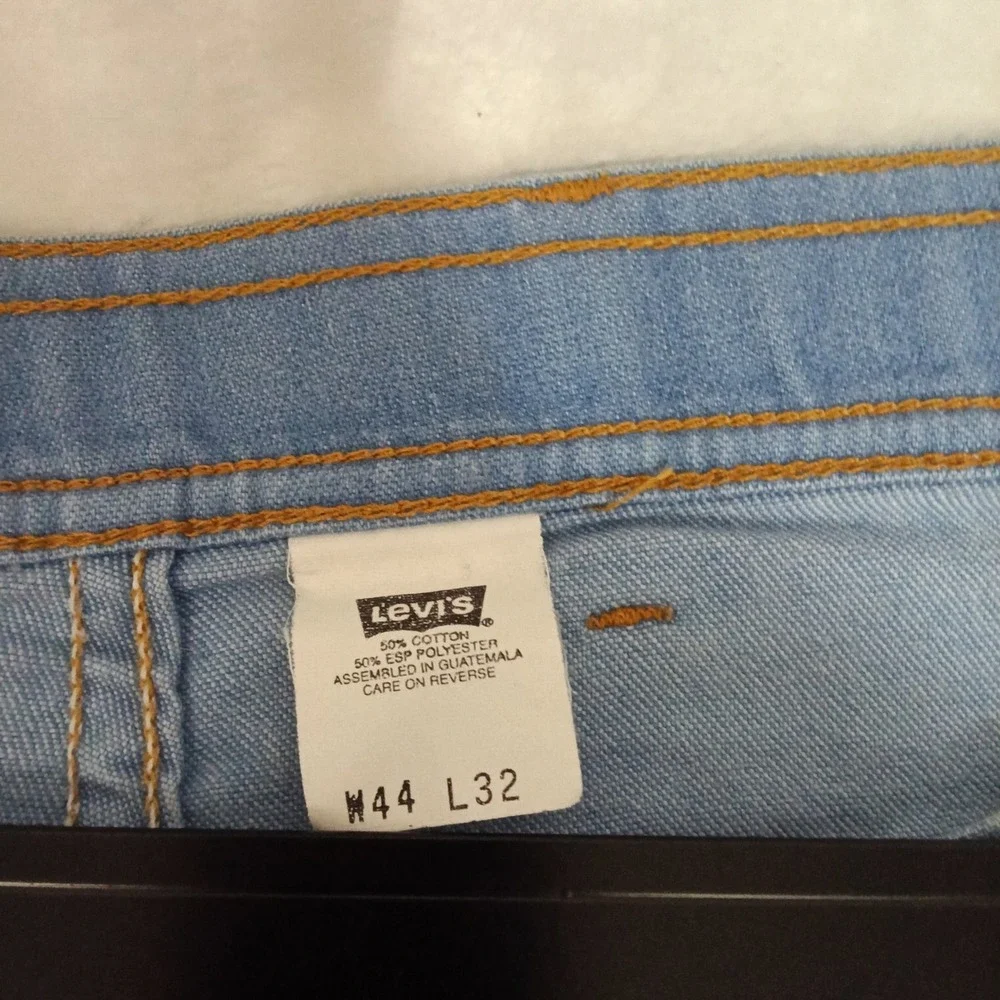 Vintage Levis Brown Tab Light Wash Straight Leg Action Jeans 44x32 (40x29) Blue